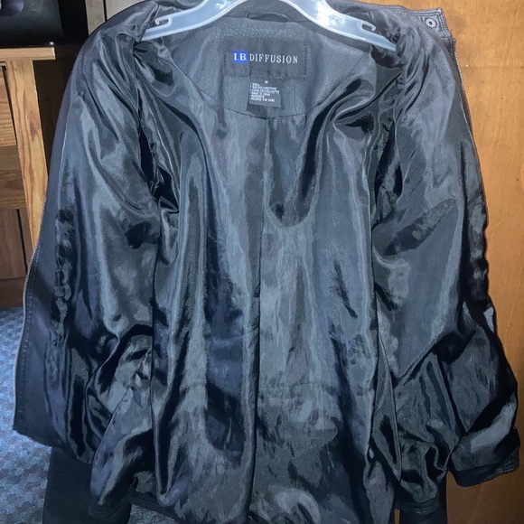 Leather Jacket - Picture 1 of 4